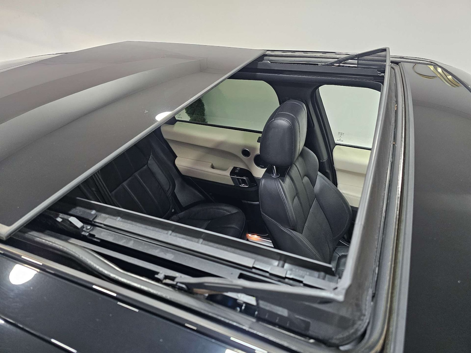 Used Land Rover Range Rover Sport 2018 for sale - 76972385: Photo 64