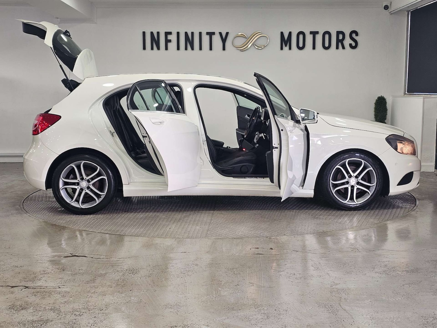 Used Mercedes-Benz A-Class 2013 for sale - 76972432: Photo 39