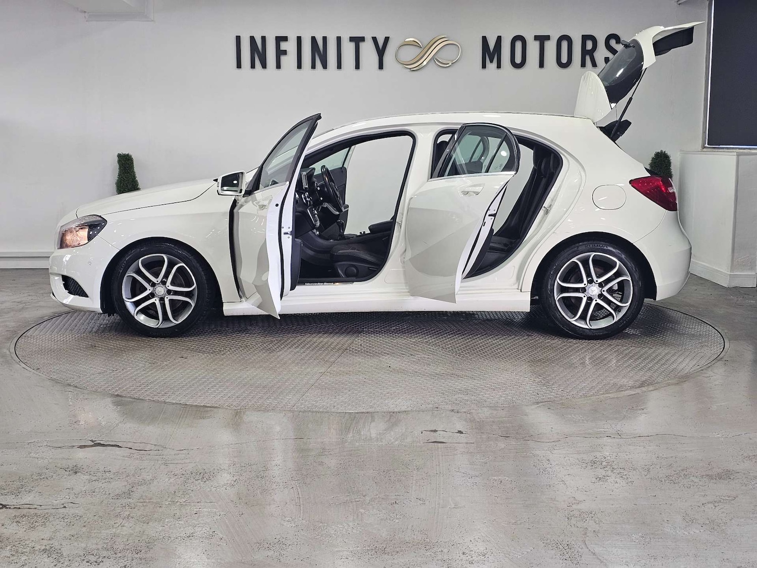 Used Mercedes-Benz A-Class 2013 for sale - 76972432: Photo 43