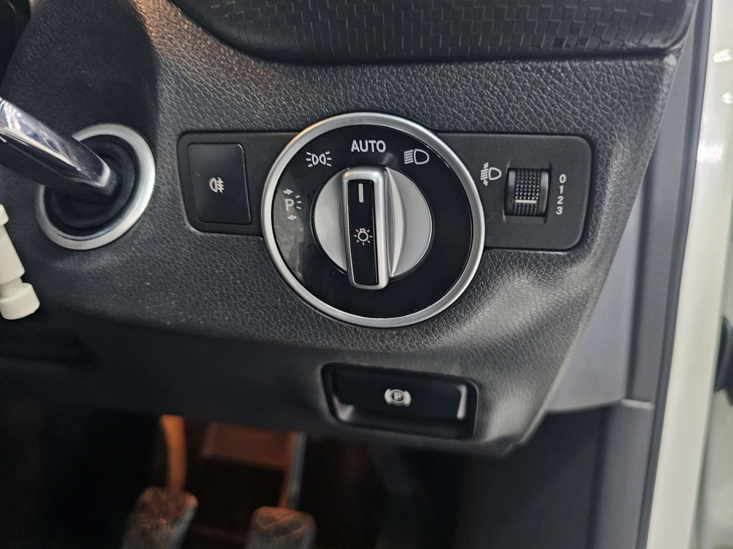 Used Mercedes-Benz A-Class 2013 for sale - 76972432: Photo 54