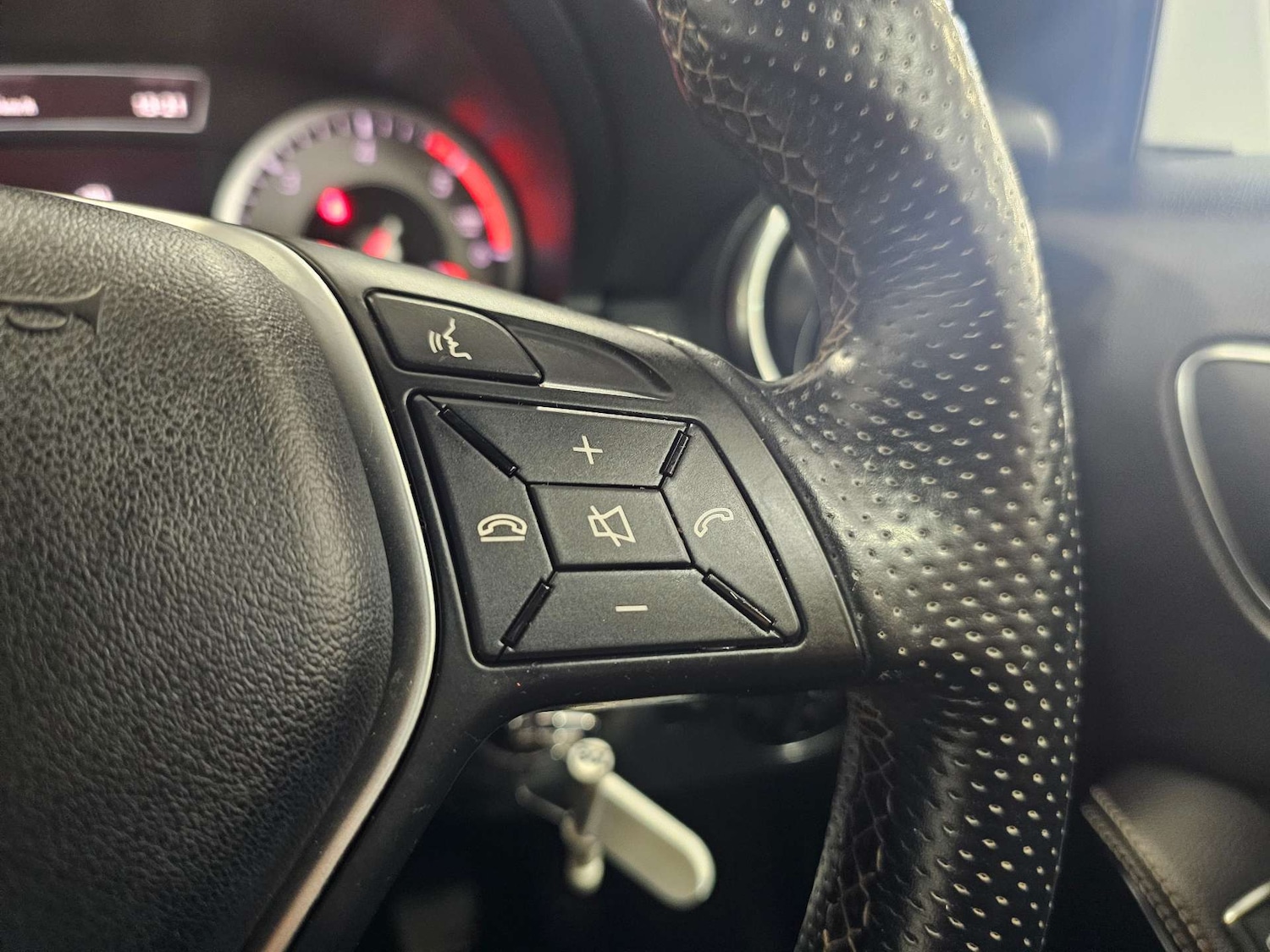 Used Mercedes-Benz A-Class 2013 for sale - 76972432: Photo 58