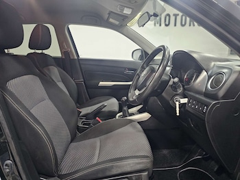 Used Suzuki Vitara 2018 for sale - 77276669: Photo