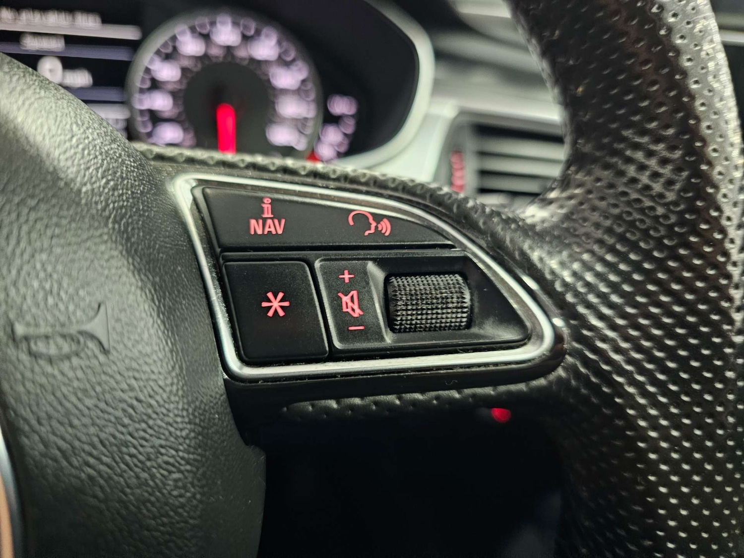 Used Audi A6 2013 for sale - 77643171: Photo 60