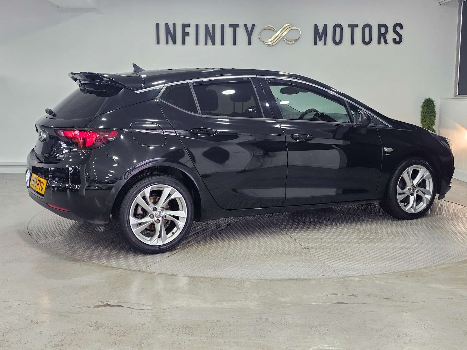 Used Vauxhall Astra 2018 for sale - 76972443: Photo 14