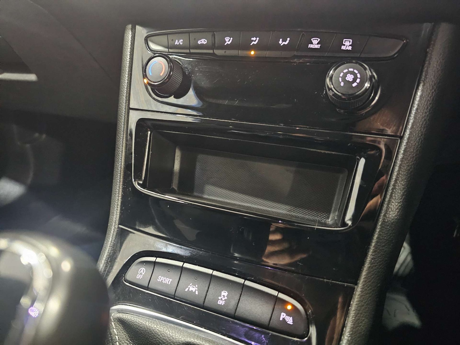 Used Vauxhall Astra 2018 for sale - 76972443: Photo 15