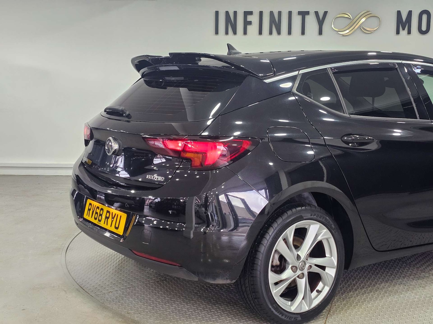 Used Vauxhall Astra 2018 for sale - 76972443: Photo 17