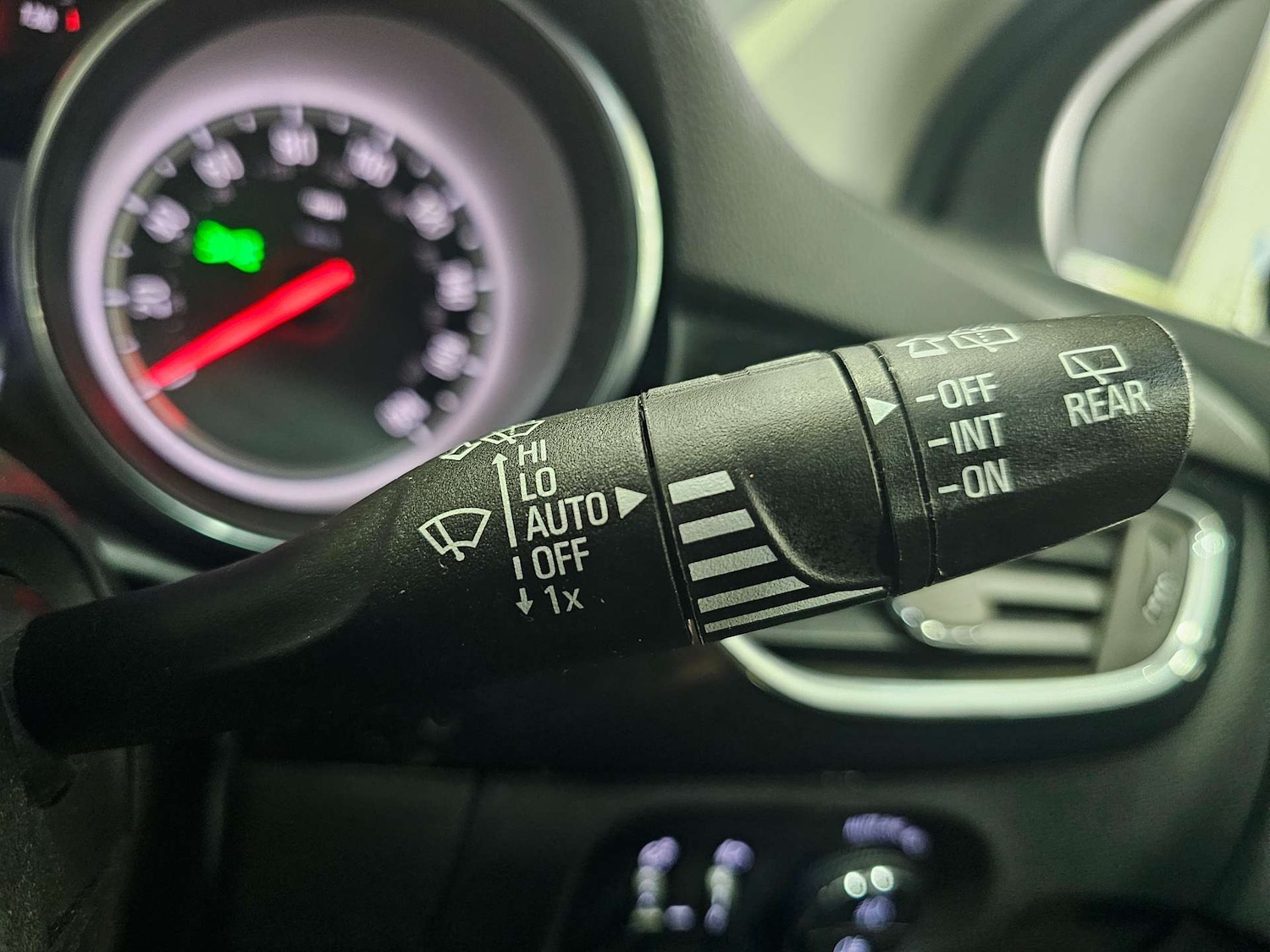 Used Vauxhall Astra 2018 for sale - 76972443: Photo 23