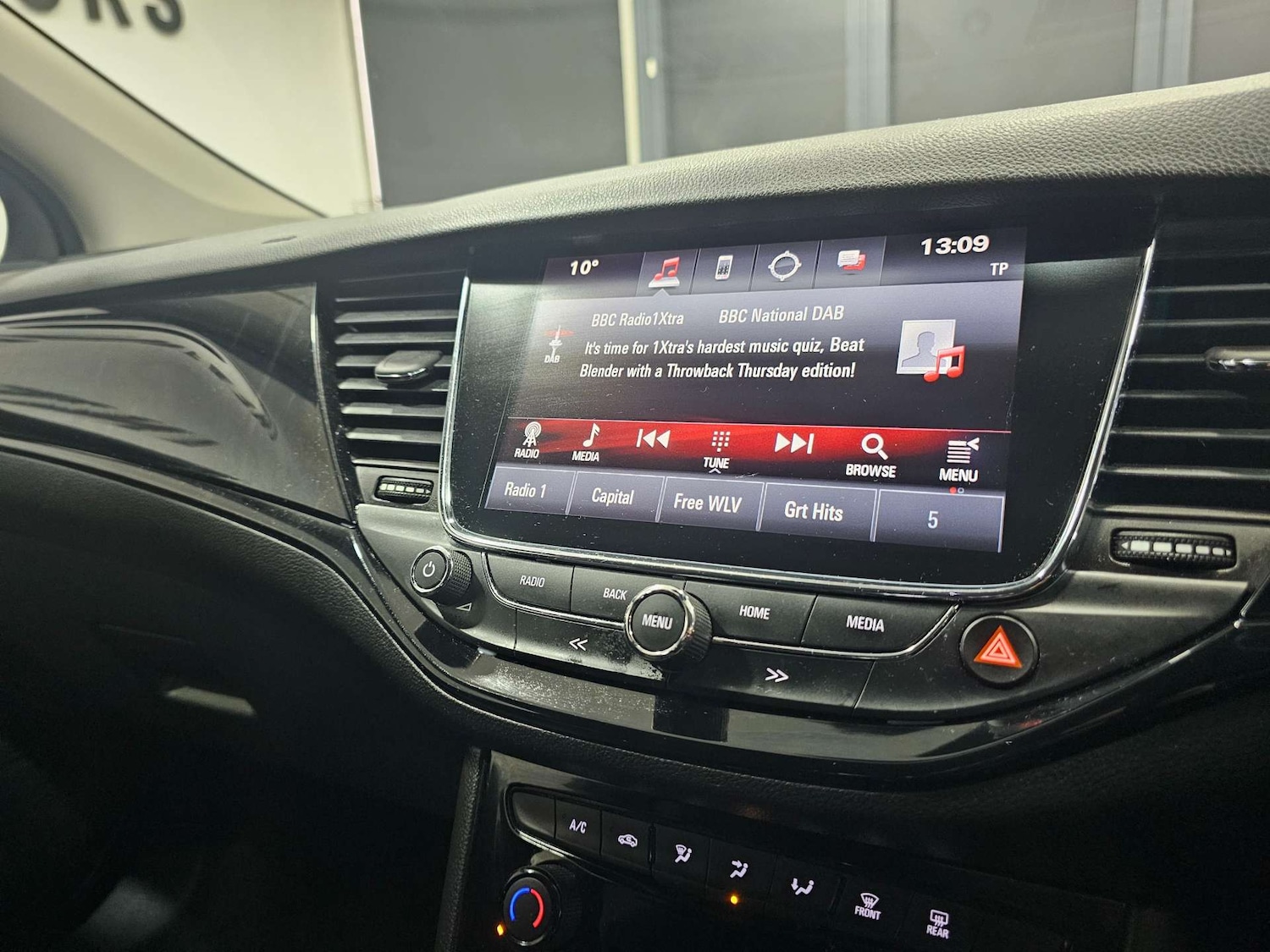 Used Vauxhall Astra 2018 for sale - 76972443: Photo 28