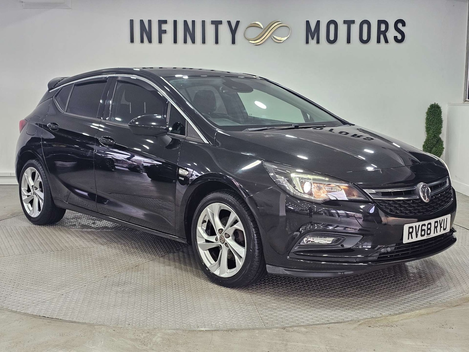 Used Vauxhall Astra 2018 for sale - 76972443: Photo 38