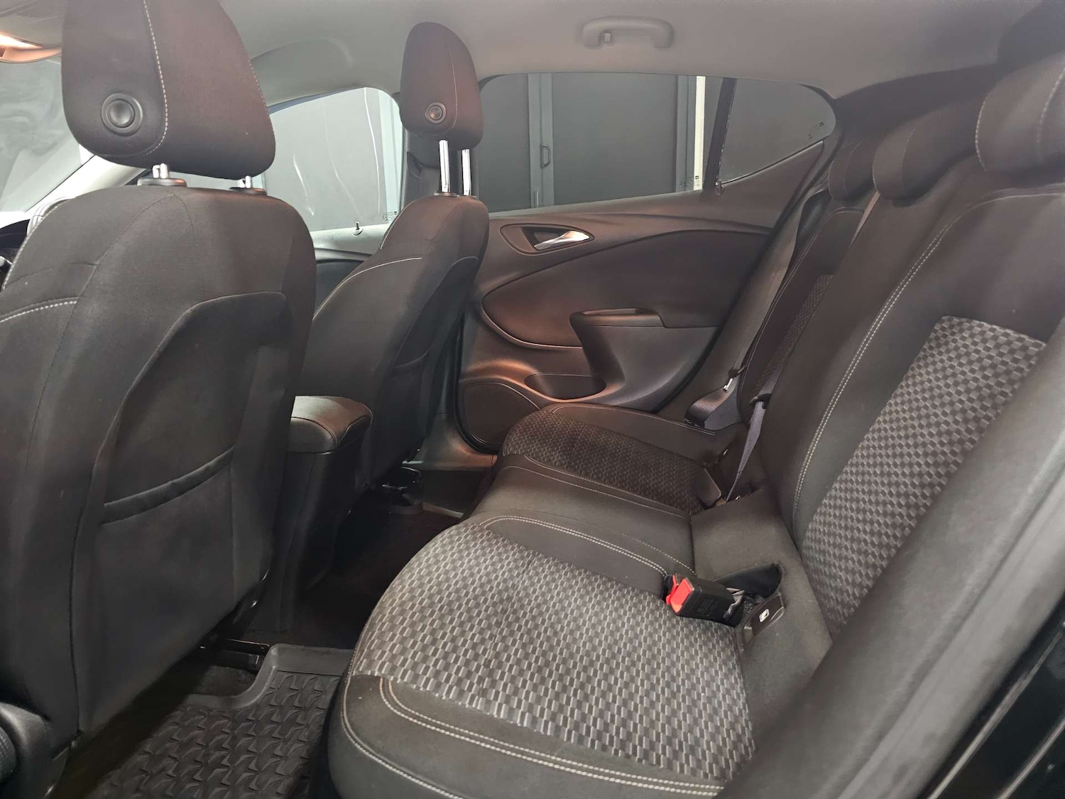 Used Vauxhall Astra 2018 for sale - 76972443: Photo 45