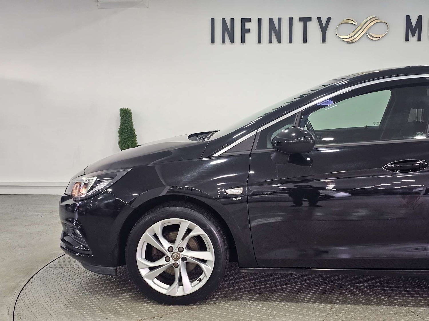 Used Vauxhall Astra 2018 for sale - 76972443: Photo 54