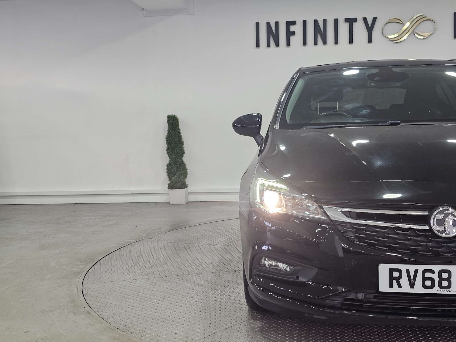 Used Vauxhall Astra 2018 for sale - 76972443: Photo 6