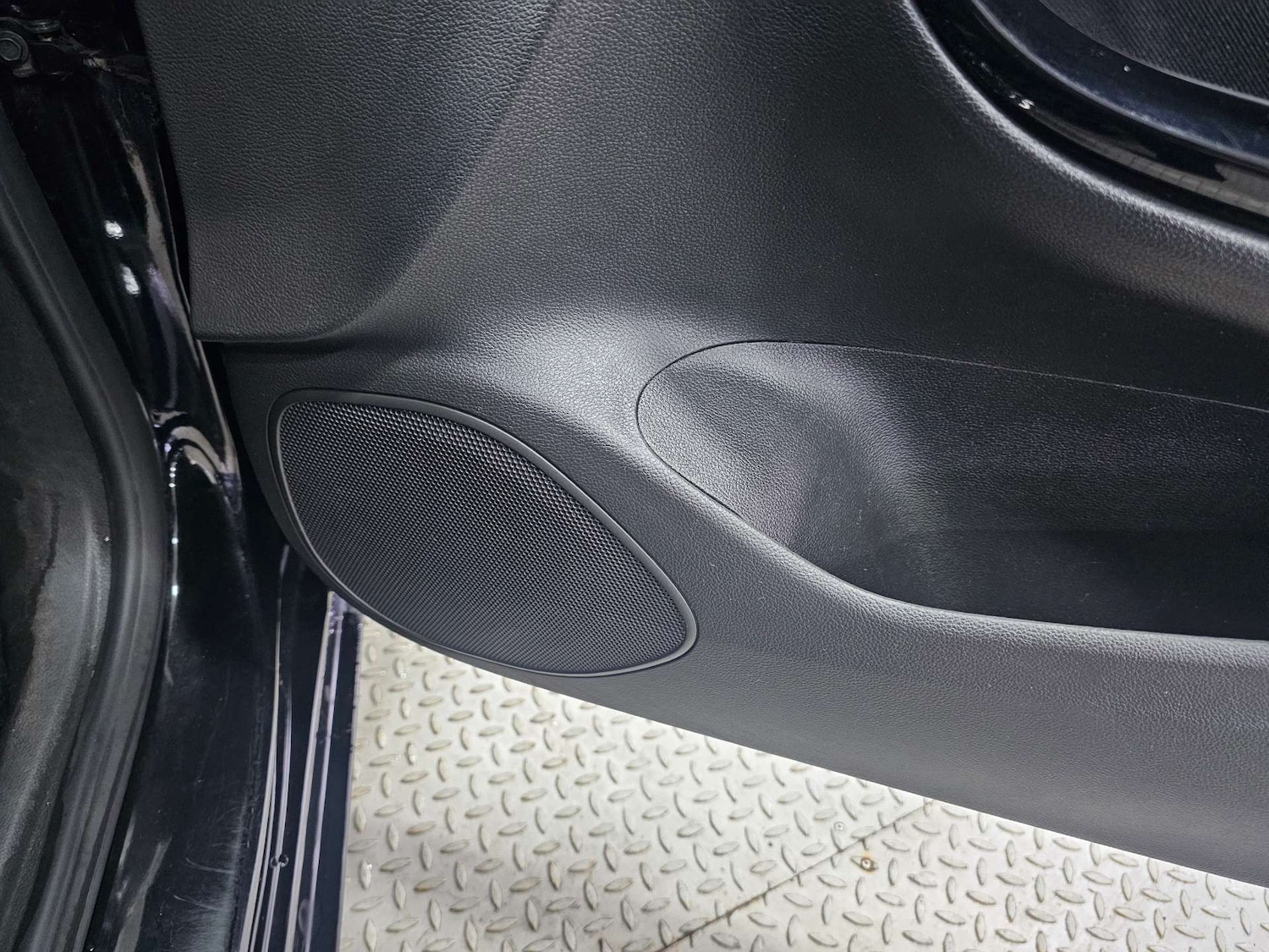 Used Vauxhall Astra 2018 for sale - 76972443: Photo 69