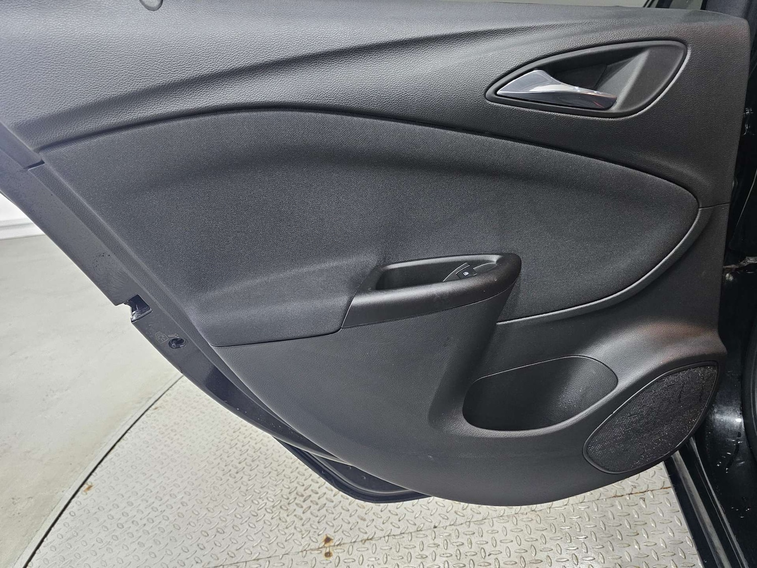 Used Vauxhall Astra 2018 for sale - 76972443: Photo 81