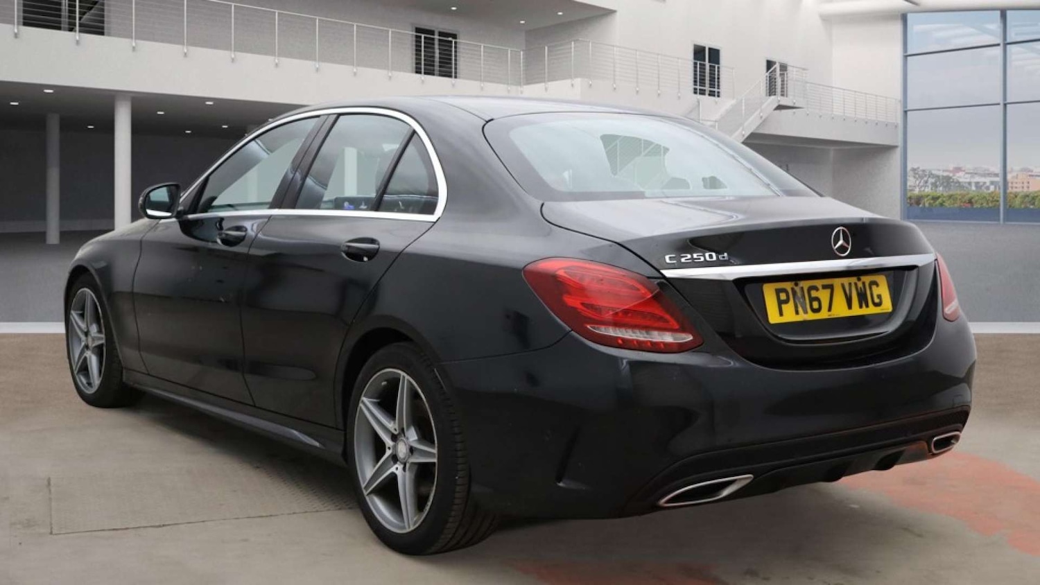 Used Mercedes-Benz C Class 2017 for sale - 77296443: Photo 4