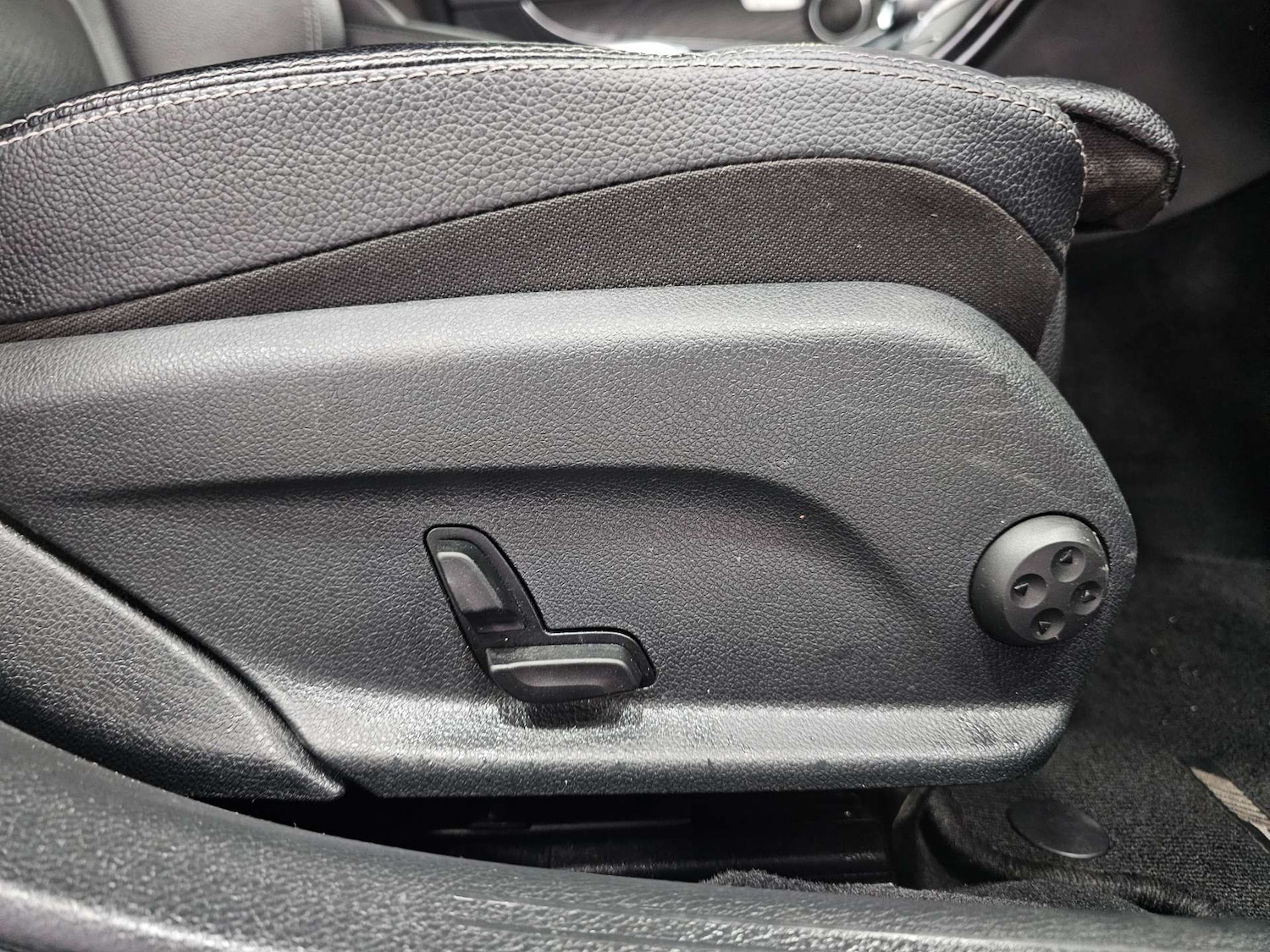 Used Mercedes-Benz C Class 2017 for sale - 77296443: Photo 62