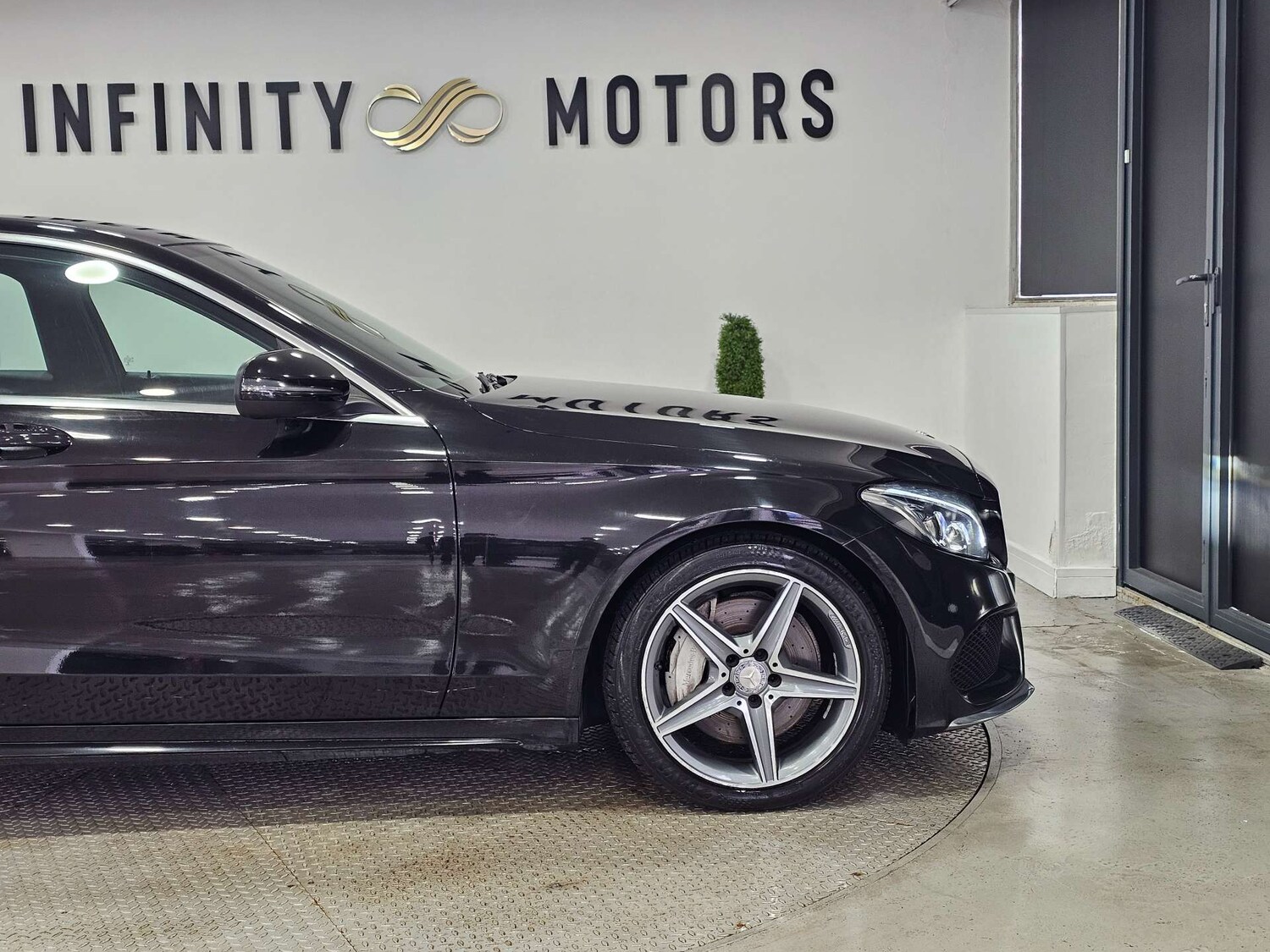 Used Mercedes-Benz C Class 2017 for sale - 77296443: Photo 90