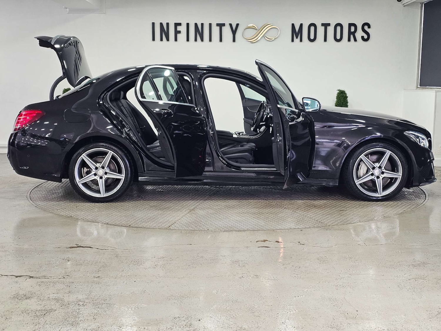 Used Mercedes-Benz C Class 2017 for sale - 77296443: Photo 96