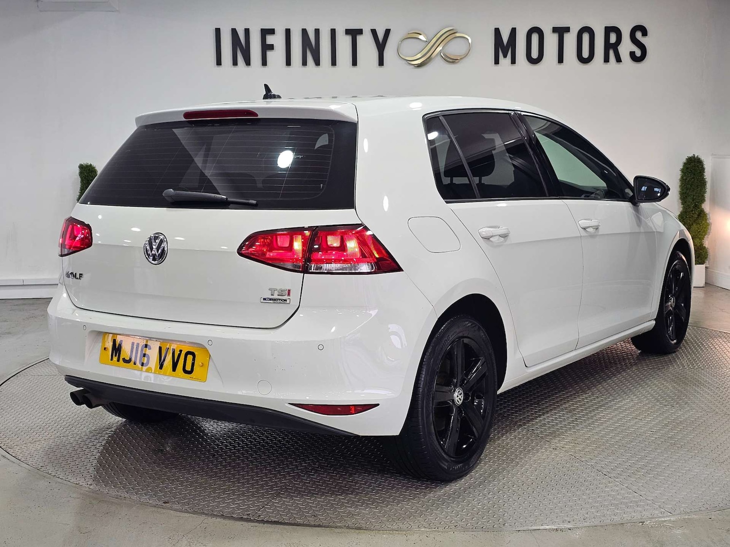 Used Volkswagen Golf 2016 for sale - 76972377: Photo 33