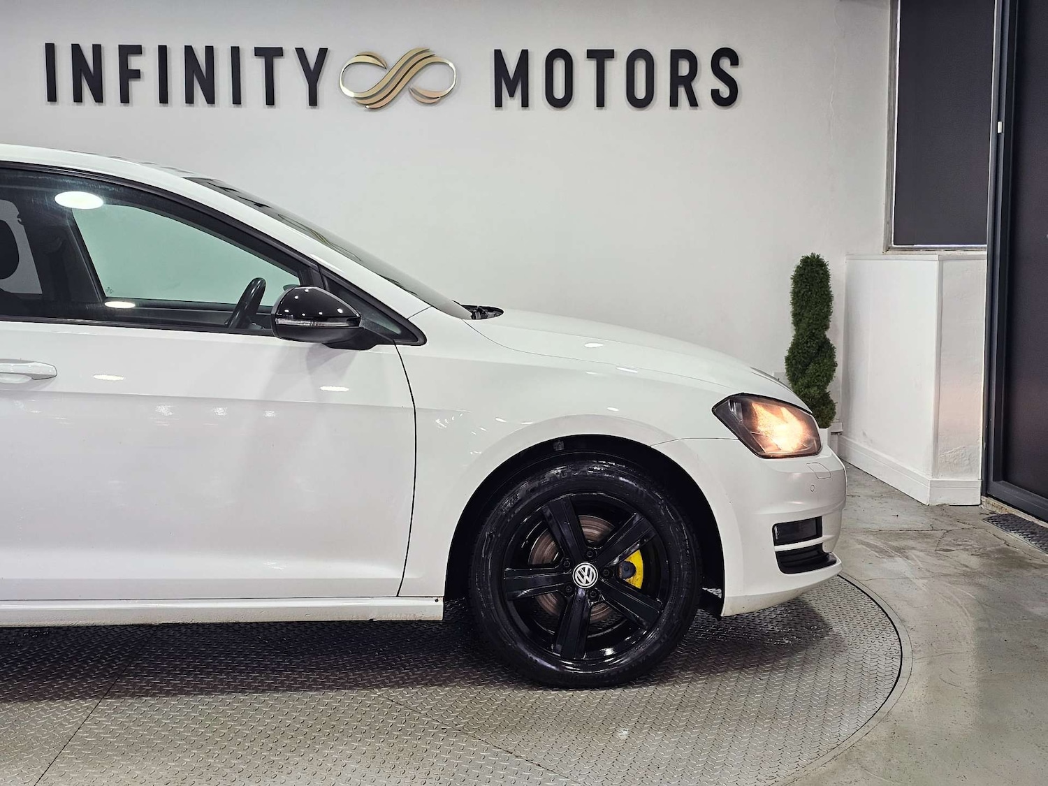 Used Volkswagen Golf 2016 for sale - 76972377: Photo 36