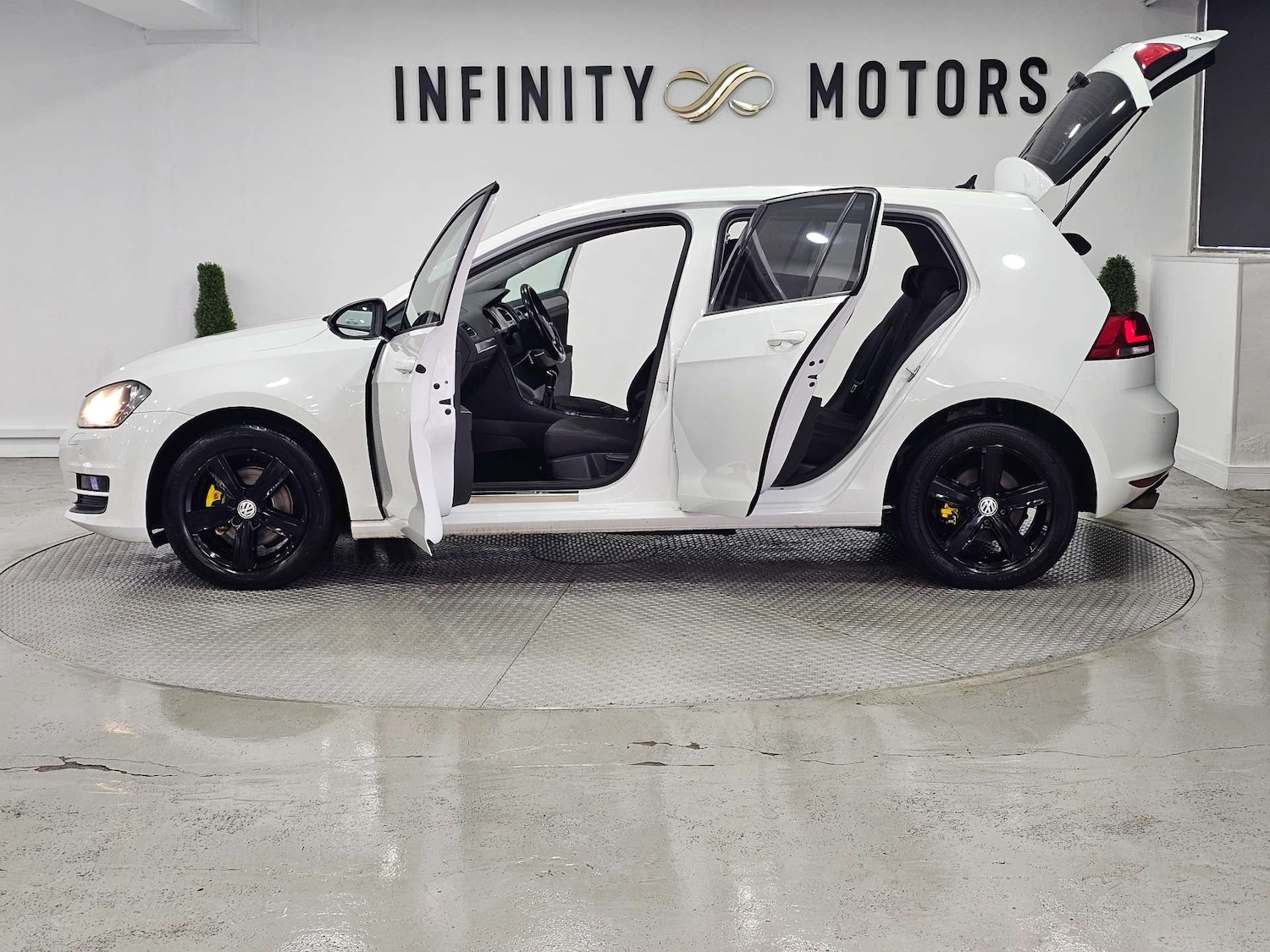 Used Volkswagen Golf 2016 for sale - 76972377: Photo 46