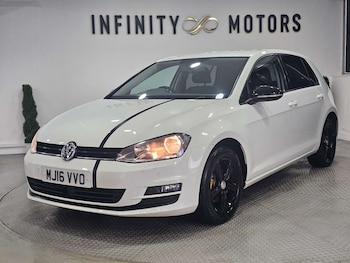 Used Volkswagen Golf 2016 for sale - 76972377: Photo