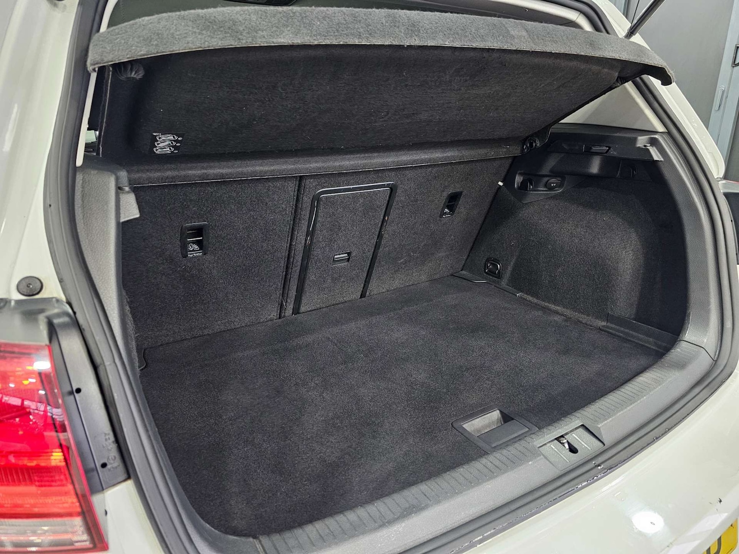 Used Volkswagen Golf 2016 for sale - 76972377: Photo 51