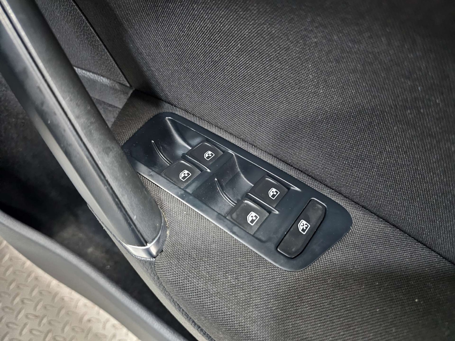 Used Volkswagen Golf 2016 for sale - 76972377: Photo 53