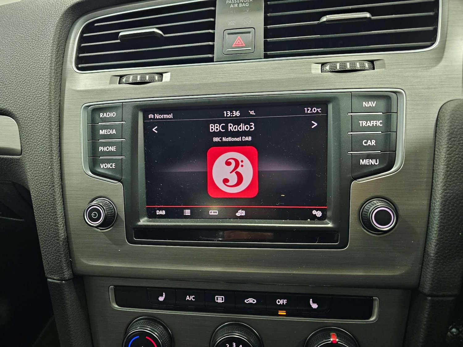 Used Volkswagen Golf 2016 for sale - 76972377: Photo 67