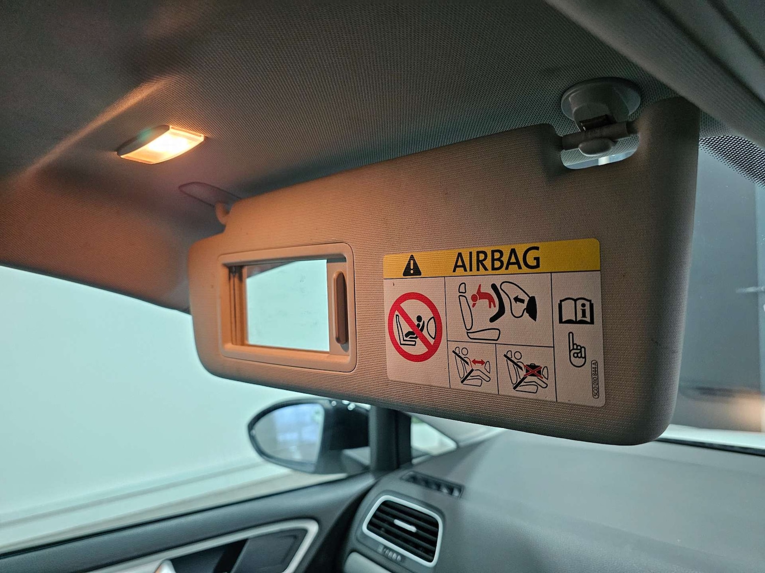 Used Volkswagen Golf 2016 for sale - 76972377: Photo 70