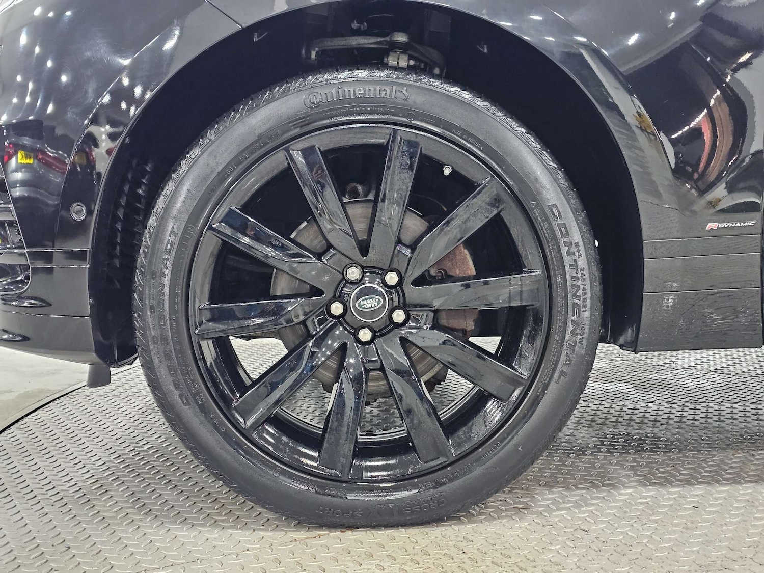 Used Land Rover Range Rover Velar 2019 for sale - 76972375: Photo 17