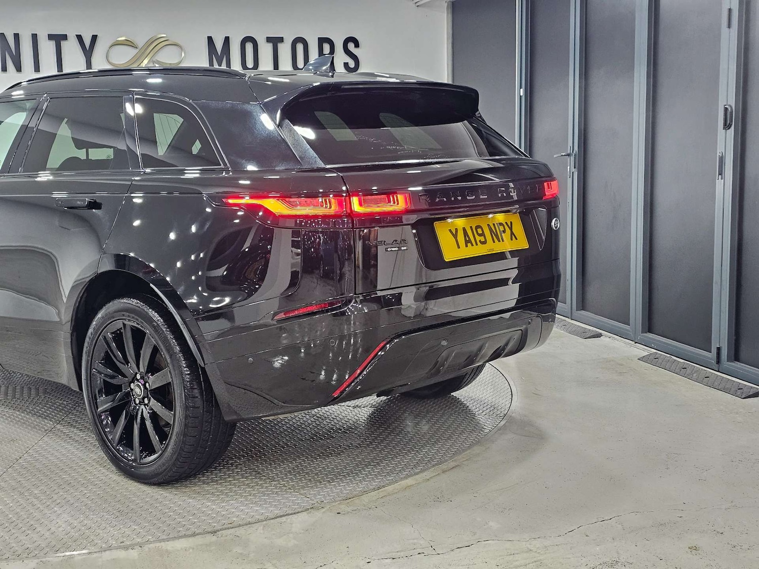 Used Land Rover Range Rover Velar 2019 for sale - 76972375: Photo 20
