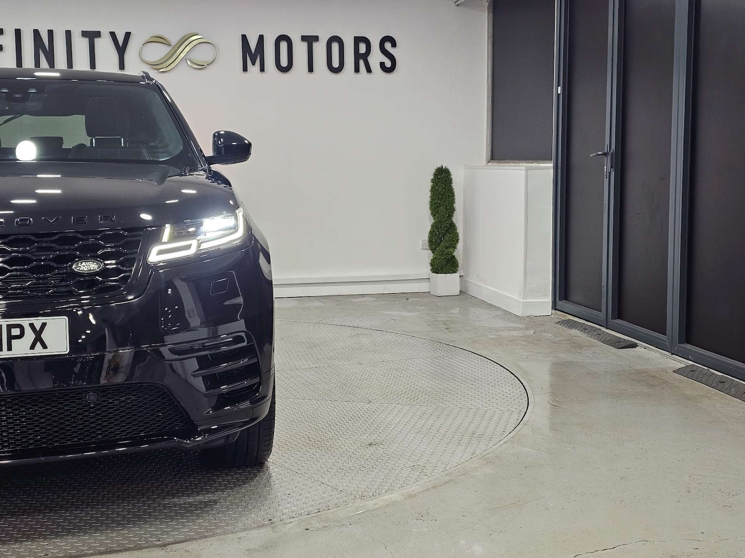 Used Land Rover Range Rover Velar 2019 for sale - 76972375: Photo 34