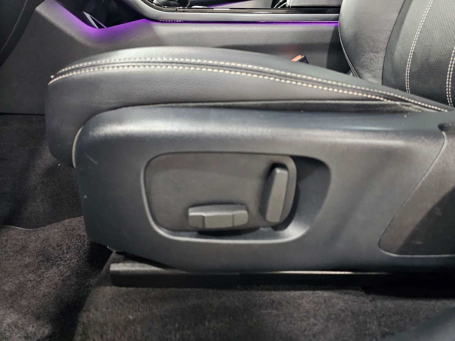 Used Land Rover Range Rover Velar 2019 for sale - 76972375: Photo 70