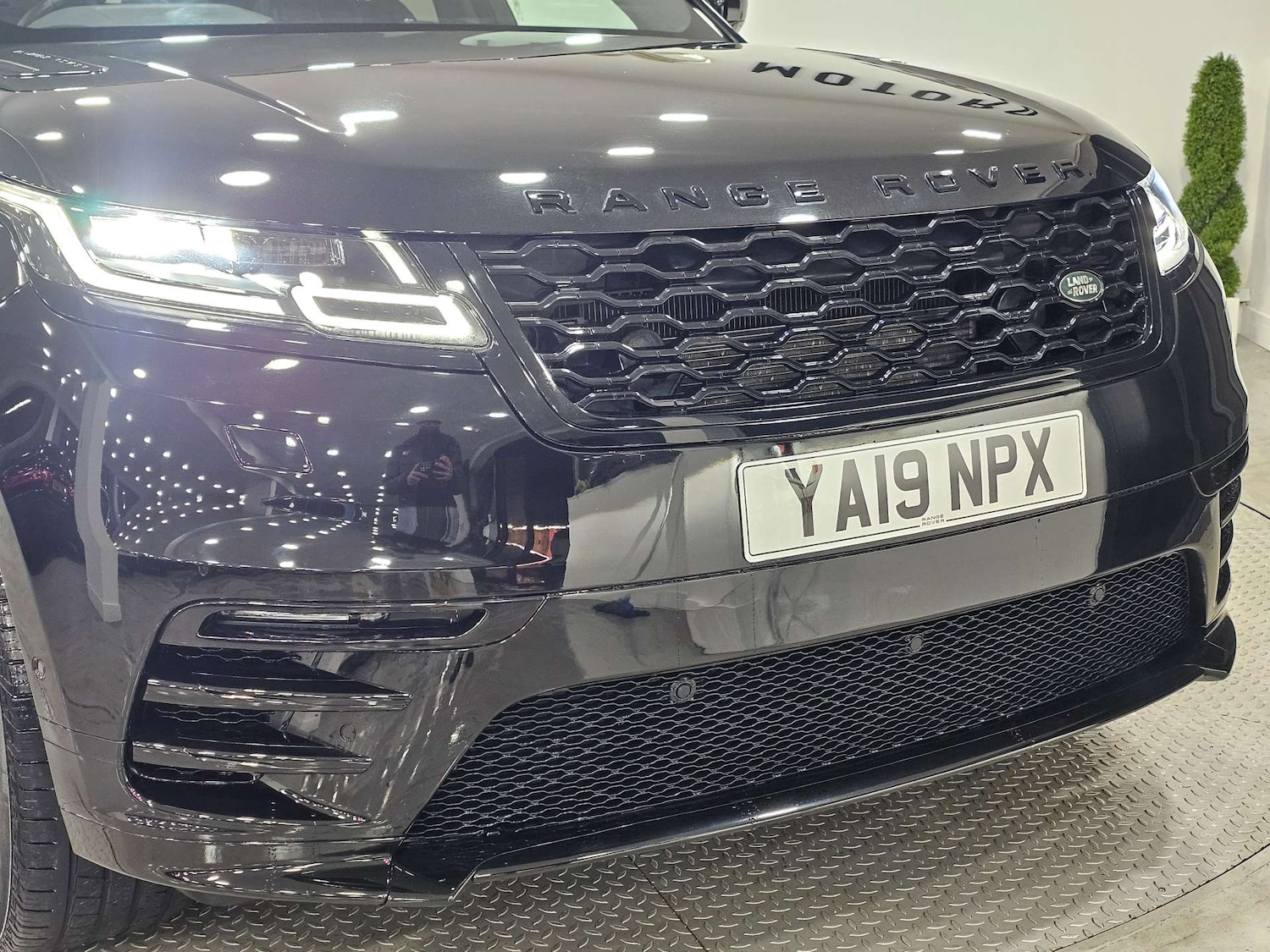 Used Land Rover Range Rover Velar 2019 for sale - 76972375: Photo 77