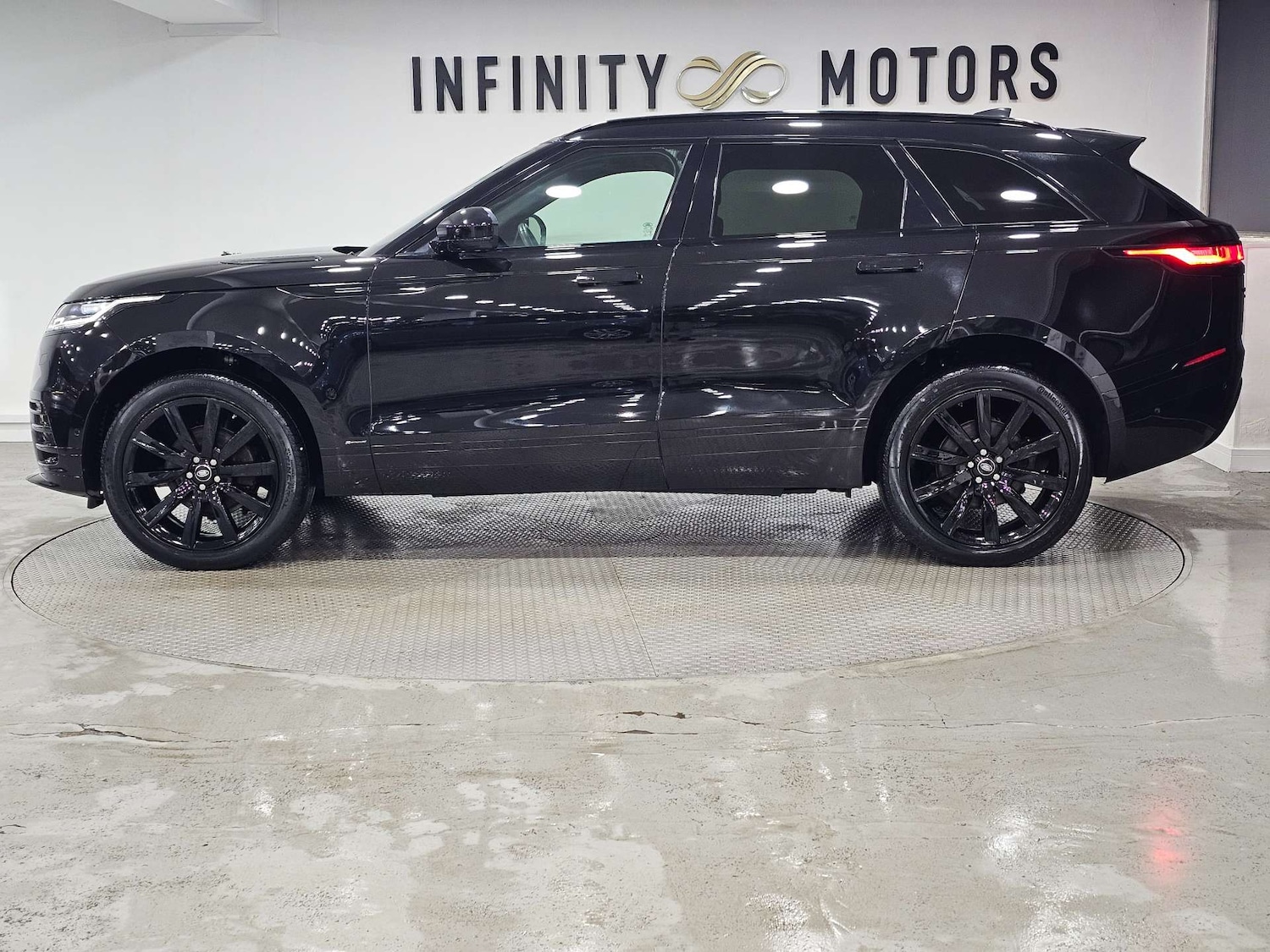 Used Land Rover Range Rover Velar 2019 for sale - 76972375: Photo 82