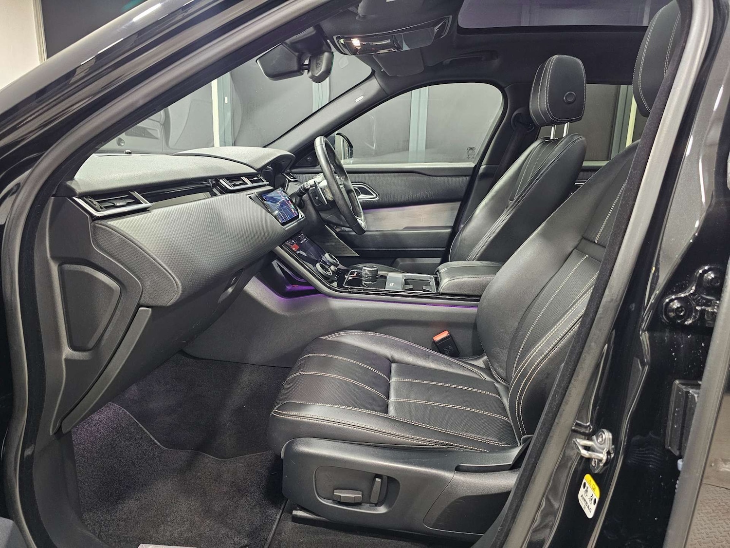 Used Land Rover Range Rover Velar 2019 for sale - 76972375: Photo 89