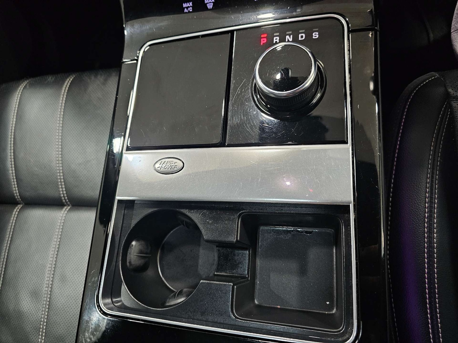 Used Land Rover Range Rover Velar 2019 for sale - 76972375: Photo 90