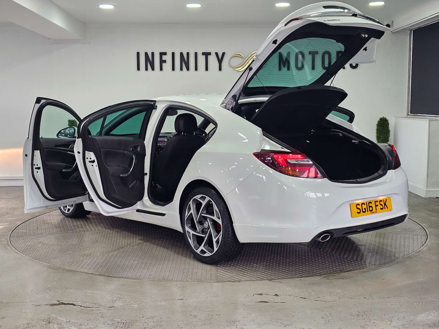 Used Vauxhall Insignia 2016 for sale - 77378408: Photo 47