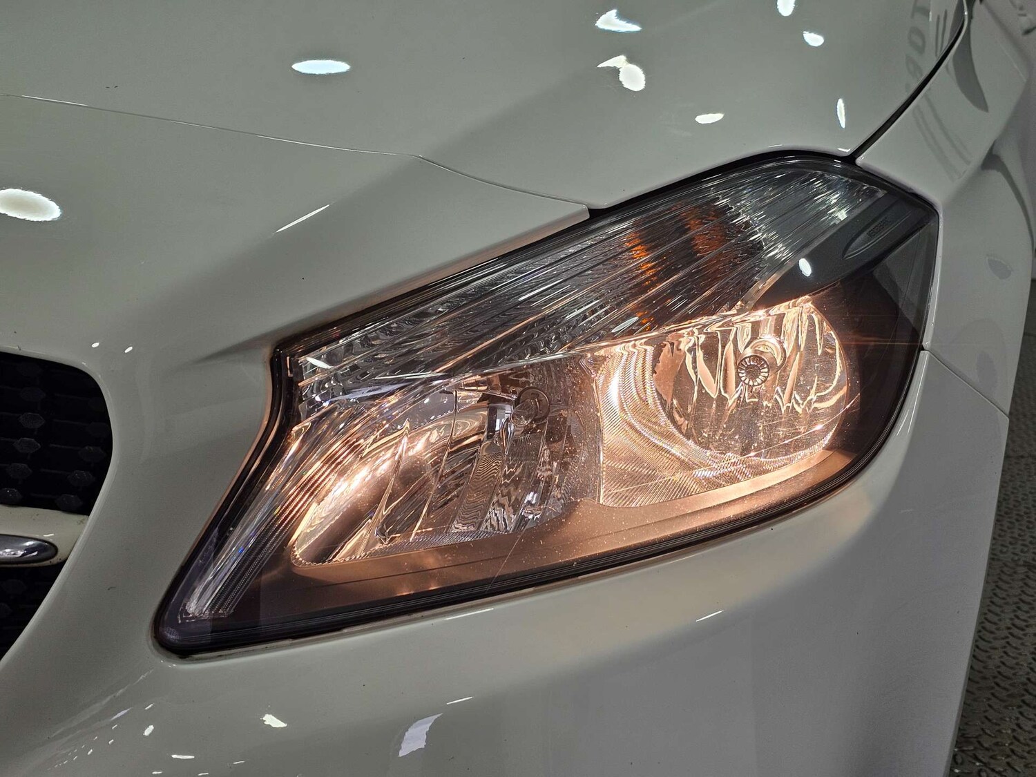 Used Mercedes-Benz A-Class 2018 for sale - 77745569: Photo 11