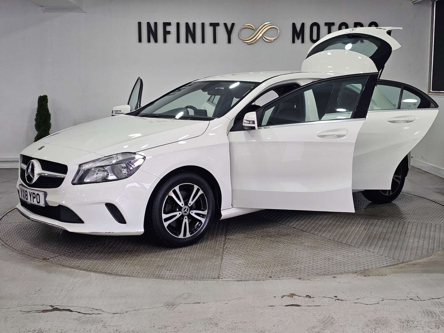 Used Mercedes-Benz A-Class 2018 for sale - 77745569: Photo 57