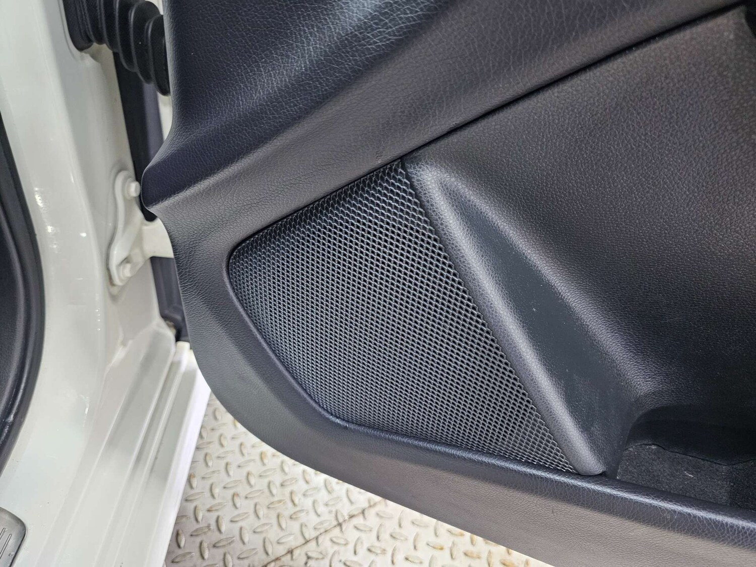 Used Mercedes-Benz A-Class 2018 for sale - 77745569: Photo 76