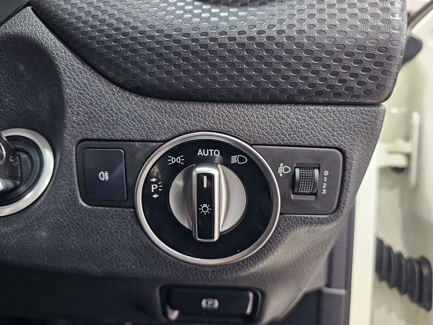 Used Mercedes-Benz A-Class 2018 for sale - 77745569: Photo 77