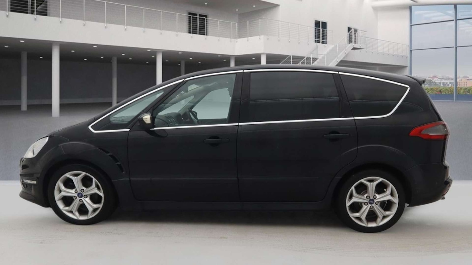 Used Ford S-Max 2012 for sale - 77541306: Photo 8