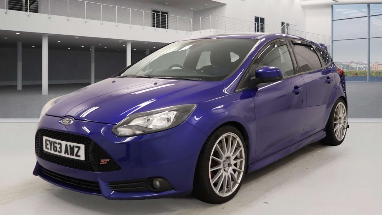 Used Ford Focus 2013 for sale - 77025195: Photo 3