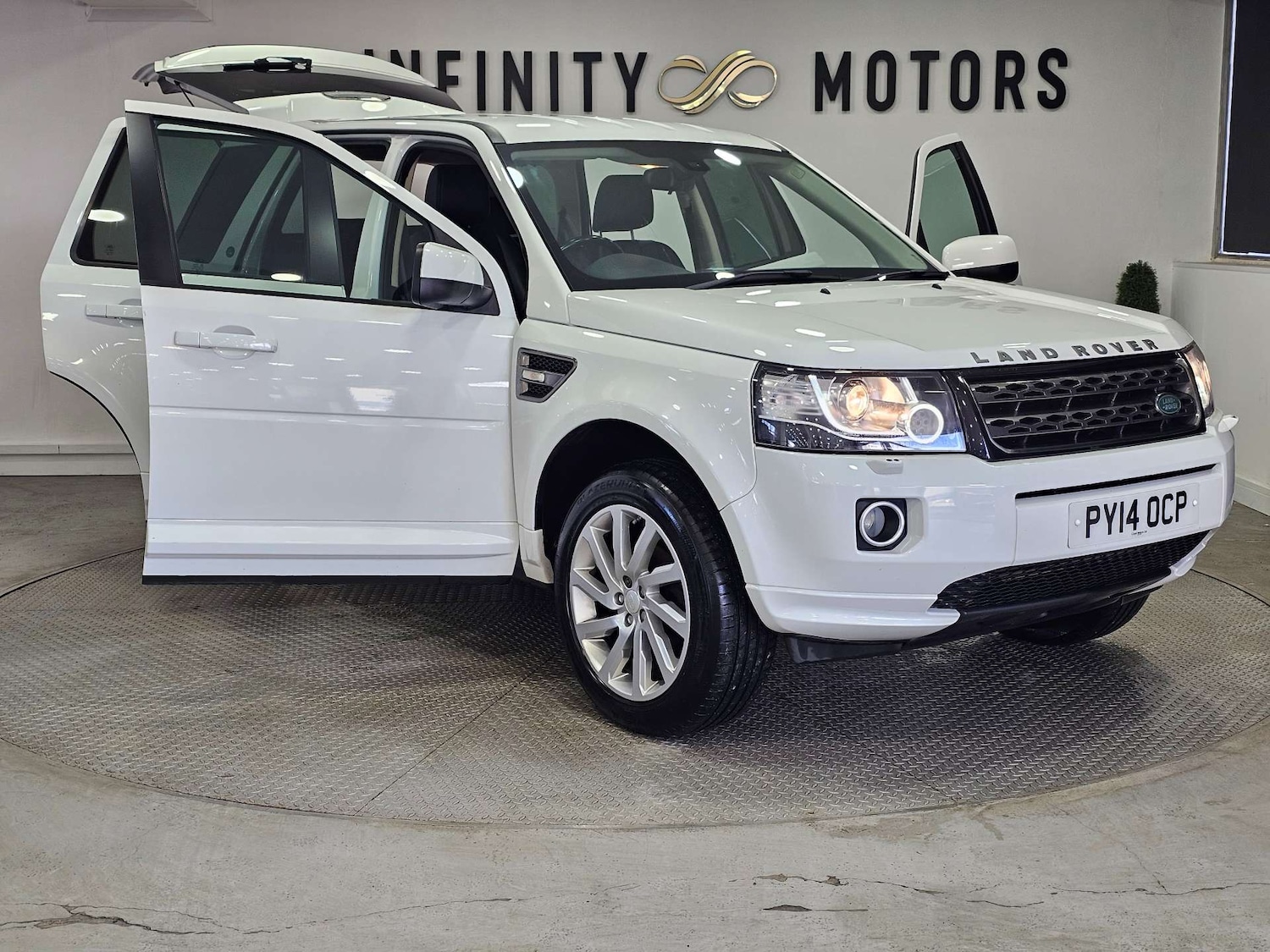 Used Land Rover Freelander 2014 for sale - 76972373: Photo 41