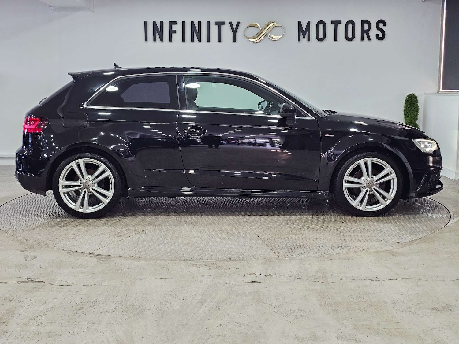 Used Audi A3 2014 for sale - 76972459: Photo 77