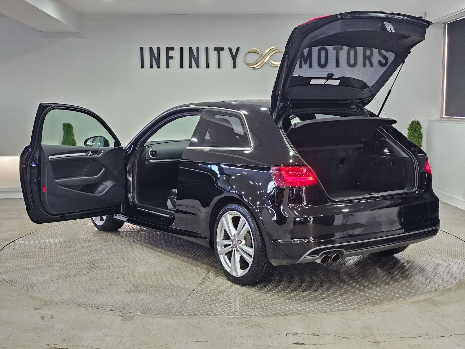 Used Audi A3 2014 for sale - 76972459: Photo 85