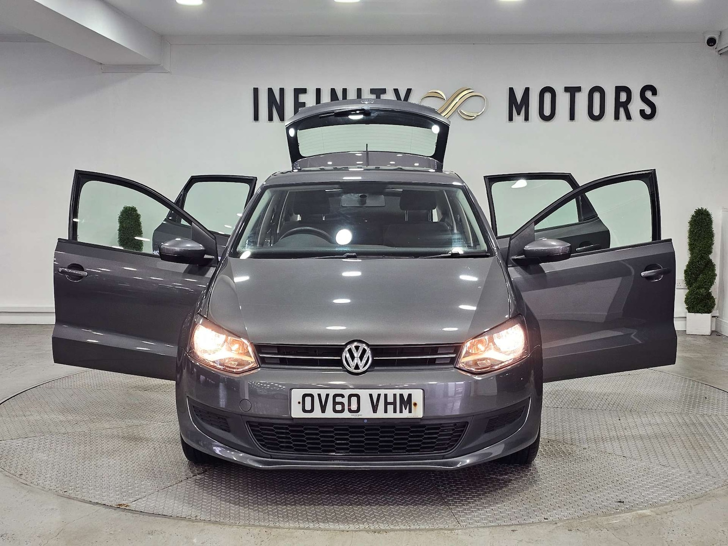 Used Volkswagen Polo 2010 for sale - 77542656: Photo 14