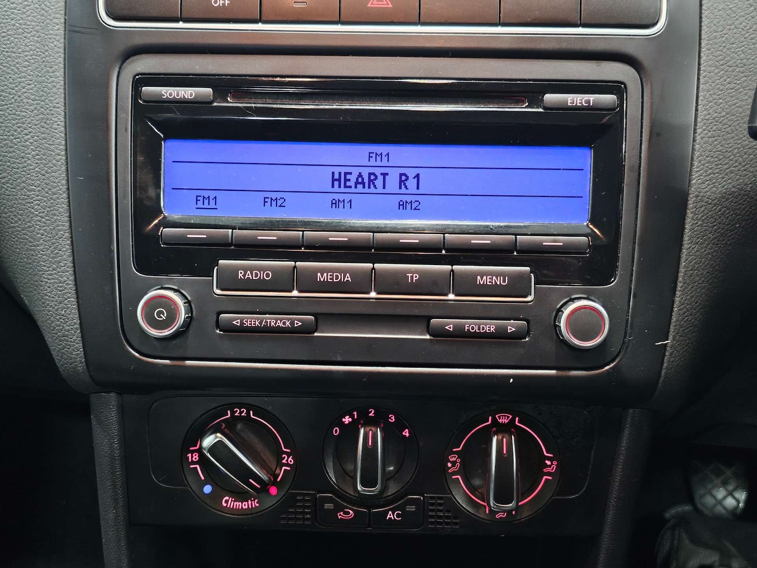 Used Volkswagen Polo 2010 for sale - 77542656: Photo 20